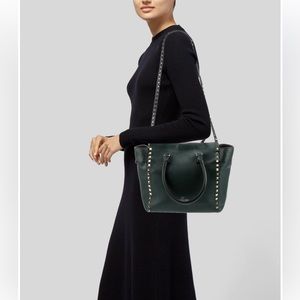 Valentino rockstud tote - dark green